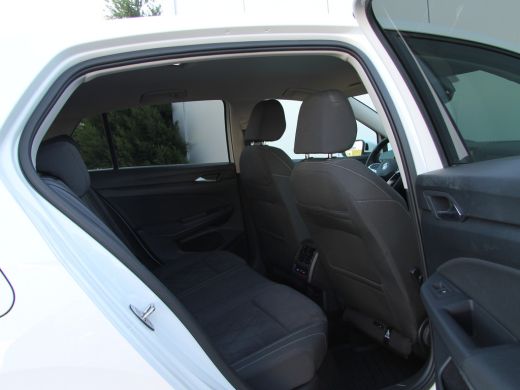 Volkswagen Golf 1.4 eHybrid 204pk Style | Acc | Camera ActivLease financial lease