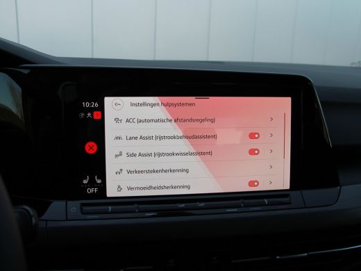 Volkswagen Golf 1.4 eHybrid 204pk Style | Acc | Camera ActivLease financial lease