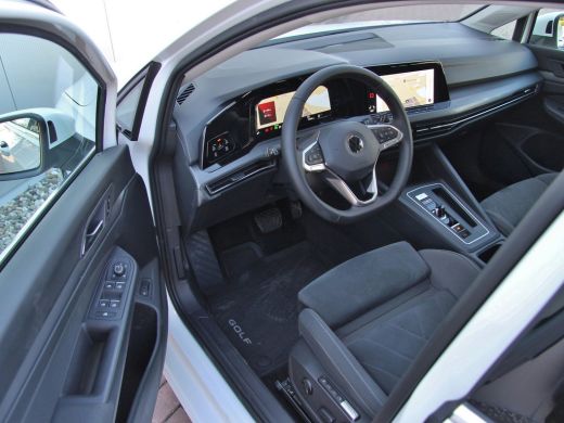 Volkswagen Golf 1.4 eHybrid 204pk Style | Acc | Camera ActivLease financial lease