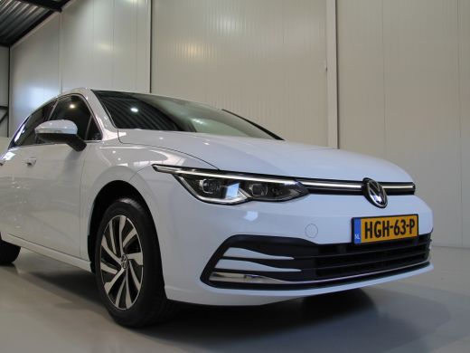 Volkswagen Golf 1.4 eHybrid 204pk Style | Acc | Camera ActivLease financial lease