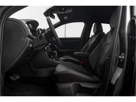Volkswagen T-Roc 1.5 TSI DSG/Automaat R-Line Edition | Matrix LED | Navi | Keyless | Camera | Side Assist | ActivLease financial lease