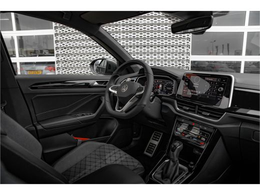 Volkswagen T-Roc 1.5 TSI DSG/Automaat R-Line Edition | Matrix LED | Navi | Keyless | Camera | Side Assist | ActivLease financial lease