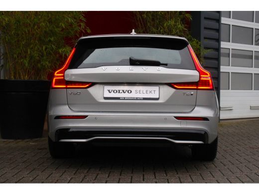 Volvo  V60 Volvo 2.0 T6 Plug-in hybrid AWD Plus Dark | Elektrisch verstelb. bestuurdersstoel met geheugen | ... ActivLease financial lease