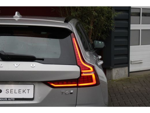 Volvo  V60 Volvo 2.0 T6 Plug-in hybrid AWD Plus Dark | Elektrisch verstelb. bestuurdersstoel met geheugen | ... ActivLease financial lease