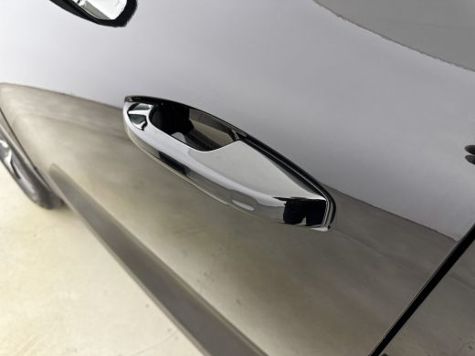 Volvo  XC40 T2 A/T R-Design | 18" | Leder Nubuck bekleding | Adaptieve cruise | BLIS | Keyless | Elektr. acht... ActivLease financial lease