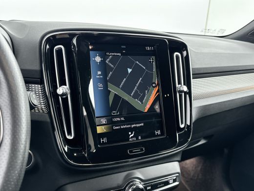 Volvo  XC40 T2 A/T R-Design | 18" | Leder Nubuck bekleding | Adaptieve cruise | BLIS | Keyless | Elektr. acht... ActivLease financial lease