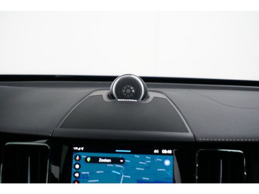 Volvo  XC60 Volvo T6 Plug-in hybrid AWD Ultimate Dark | Achterbank verwarmd | Alarmsysteem | Audio installati... ActivLease financial lease
