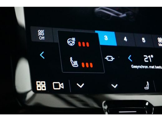 Volvo  XC60 Volvo T6 Plug-in hybrid AWD Ultimate Dark | Achterbank verwarmd | Alarmsysteem | Audio installati... ActivLease financial lease