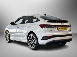 Audi Q4 Sportback e-tron 45 286pk quattro S edition 77 kWh / Stoelverwarming voorin / Matrix-ledkoplampen / Instaplijsten ...