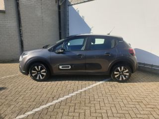 Citroën C3 1.2 PureTech Shine | Achteruitrijcamera | Navigatiesysteem full map | Parkeersensor achter