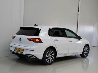 Volkswagen Golf 1.4 eHybrid 204pk Style | Acc | Camera