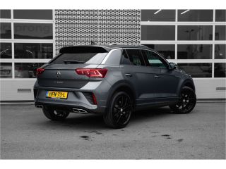 Volkswagen T-Roc 1.5 TSI DSG/Automaat R-Line Edition | Matrix LED | Navi | Keyless | Camera | Side Assist |