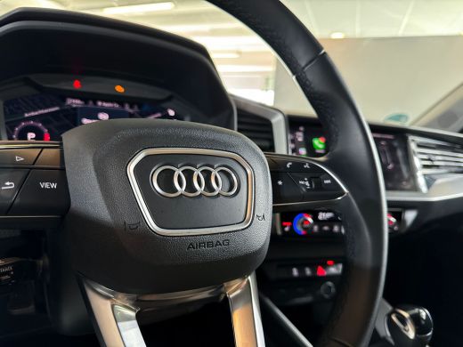 Audi A1 Sportback 25 95pk TFSI S edition / Parkeerhulp plus / Adaptive cruise control / MMI navigatie plu... ActivLease financial lease