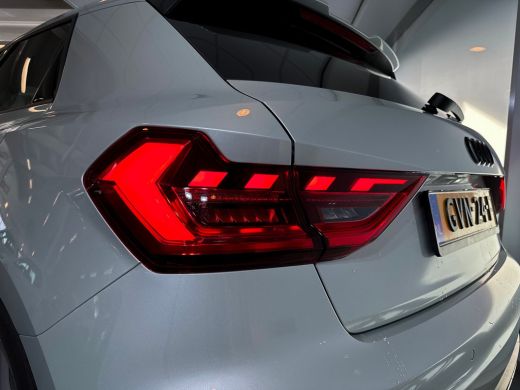 Audi A1 Sportback 25 95pk TFSI S edition / Parkeerhulp plus / Adaptive cruise control / MMI navigatie plu... ActivLease financial lease