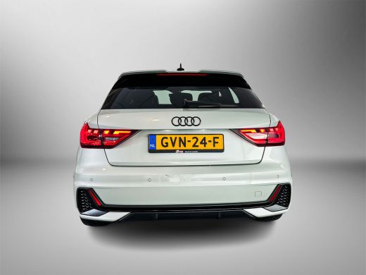 Audi A1 Sportback 25 95pk TFSI S edition / Parkeerhulp plus / Adaptive cruise control / MMI navigatie plu... ActivLease financial lease