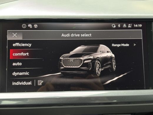 Audi Q4 e-tron S edition e-tron 45 82 kWh 210 kW / 286 PK Hatchback Elektr. aandrijving quattro ActivLease financial lease