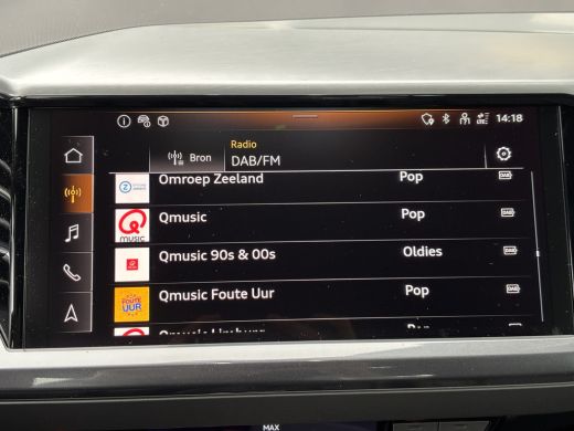 Audi Q4 e-tron S edition e-tron 45 82 kWh 210 kW / 286 PK Hatchback Elektr. aandrijving quattro ActivLease financial lease