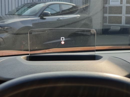 Citroën C4 1.2 Puretech Feel Edition | Achterbank in delen neerklapbaar | Achteruitrijcamera | Airco (automa... ActivLease financial lease