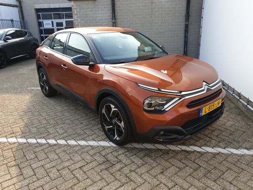 Citroën C4 1.2 Puretech Feel Edition | Achterbank in delen neerklapbaar | Achteruitrijcamera | Airco (automa... ActivLease financial lease