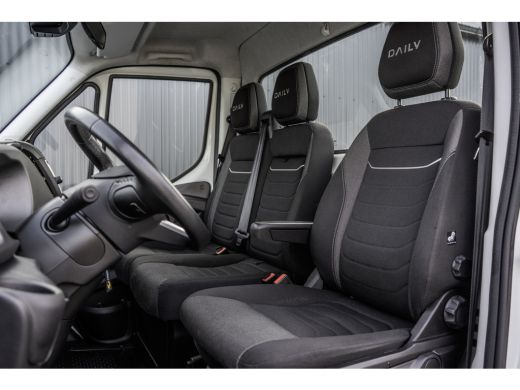 Iveco Daily 35C16 2.3 | Euro 6 | 157 PK | Open Laadbak | Cruise | Climate | Navigatie | Dubbel lucht ActivLease financial lease