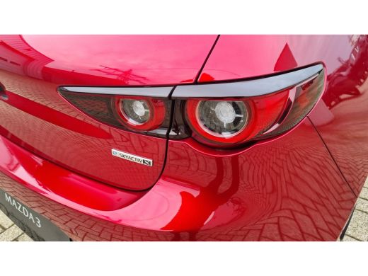 Mazda 3 2.0 e-SkyActiv-X M Hybrid 186 Homura | Navigatie en draadloze Applecarplay/Android auto | Stoelve... ActivLease financial lease