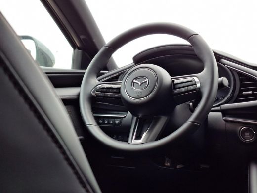 Mazda 3 2.5 e-SkyActiv-G M Hybrid 140 Takumi | Leder | Bose | Stoel/stuurverwarming | Adaptief cruise con... ActivLease financial lease