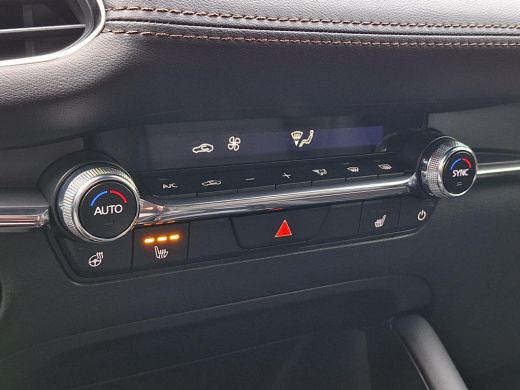 Mazda 3 2.5 e-SkyActiv-G M Hybrid 140 Takumi | Leder | Bose | Stoel/stuurverwarming | Adaptief cruise con... ActivLease financial lease