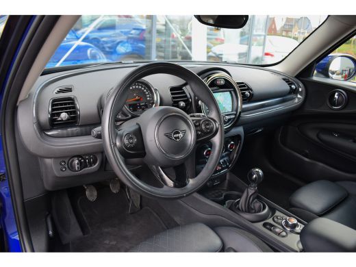 Mini Clubman 1.5 One Business Edition | Apple CarPlay | Leer | Climate | Cruise ActivLease financial lease