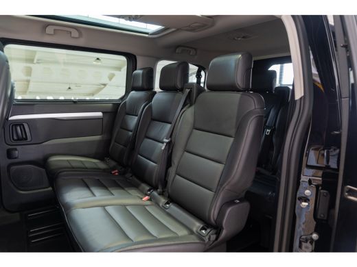 Opel Zafira Life Electric L2 75 kWh Elegance 8 Persoons | Lederen bekleding | Navigatie | Panoramadak | ActivLease financial lease