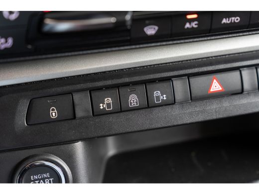 Opel Zafira Life Electric L2 75 kWh Elegance 8 Persoons | Lederen bekleding | Navigatie | Panoramadak | ActivLease financial lease