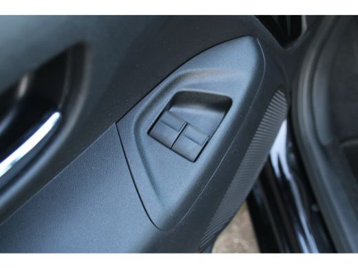 Peugeot 108 1.0 e-VTi Allure | Navi by app | Apple Carplay | Lichtmetaal | 48.000km | ActivLease financial lease