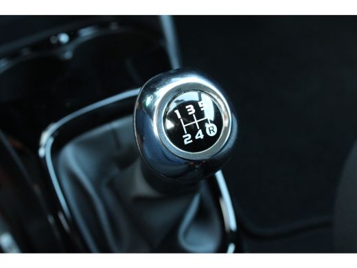 Peugeot 108 1.0 e-VTi Allure | Navi by app | Apple Carplay | Lichtmetaal | 48.000km | ActivLease financial lease