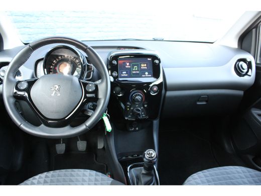 Peugeot 108 1.0 e-VTi Allure | Navi by app | Apple Carplay | Lichtmetaal | 48.000km | ActivLease financial lease