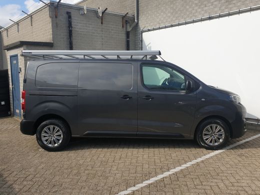 Peugeot Expert 2.0 BlueHDI 120 Standard Premium | 2 zitplaatsen rechtsvoor | Airco | Bluetooth telefoonvoorberei... ActivLease financial lease