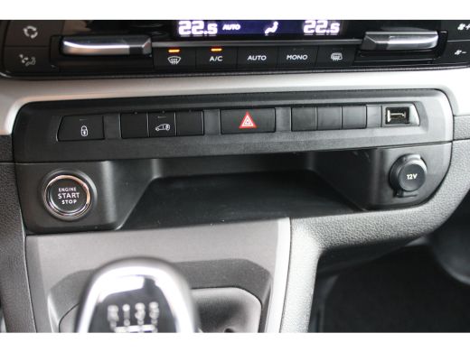 Peugeot Expert Peugeot L2 2.0 BlueHDI 145 PK | TREKHAAK | NAVI BY APP | CAMERA | | Airco | Armsteun voor | Bestu... ActivLease financial lease