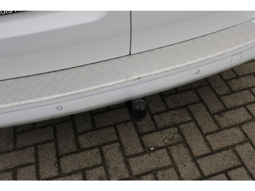 Peugeot Expert Peugeot L2 2.0 BlueHDI 145 PK | TREKHAAK | NAVI BY APP | CAMERA | | Airco | Armsteun voor | Bestu... ActivLease financial lease