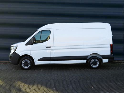 Renault Master T35 2.0 dCi 150 L2H2 Extra Led, navigatie, betimmering, achteruitrijcamera, cruise control, Lane ... ActivLease financial lease