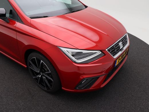 Seat Ibiza 1.0 TSi FR Business Connect | Stoelverwarming | camera | Travel Assist | Full LED | Keyless | App... ActivLease financial lease