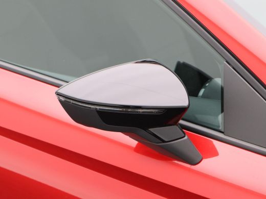 Seat Ibiza 1.0 TSi FR Business Connect | Stoelverwarming | camera | Travel Assist | Full LED | Keyless | App... ActivLease financial lease