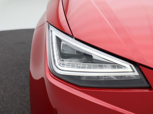 Seat Ibiza 1.0 TSi FR Business Connect | Stoelverwarming | camera | Travel Assist | Full LED | Keyless | App... ActivLease financial lease