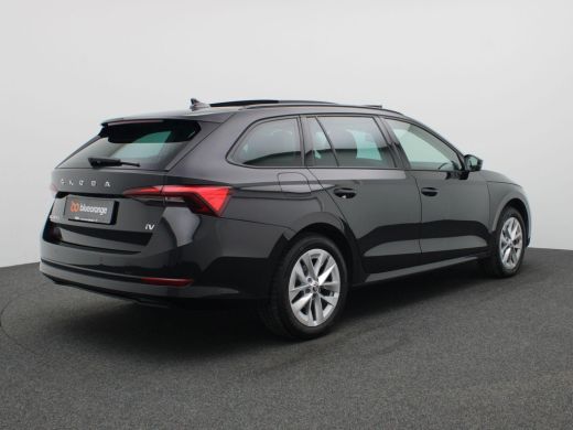 Skoda Octavia Combi 1.4 TSI iV PHEV Business Edition 204PK DSG Pano-Schuifdak, Trekhaak, Adaptieve Cruise Contr... ActivLease financial lease