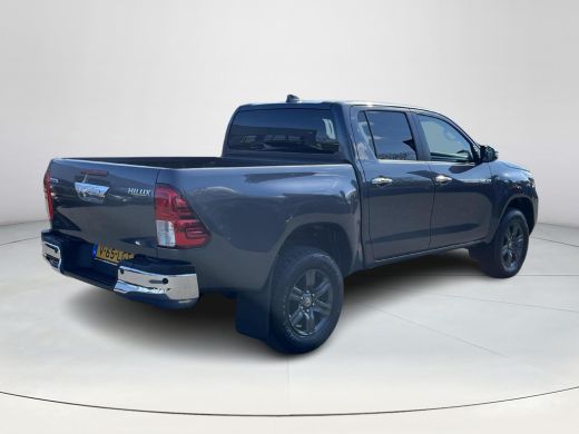 Toyota Hilux 2.4 D-4D Double Cab Professional Premium BPM vrij | Navigatie | Apple CarPlay/Android auto | Acht... ActivLease financial lease