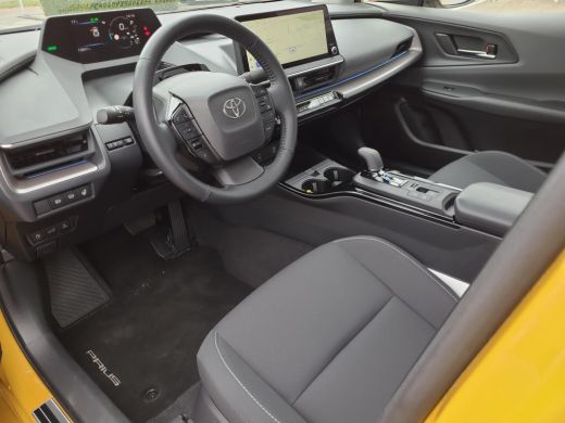 Toyota Prius 2.0 Plug-in Executive | Panorama dak | Apple CarPlay | Navigatie | Rijklaarprijs incl. garantie | ActivLease financial lease