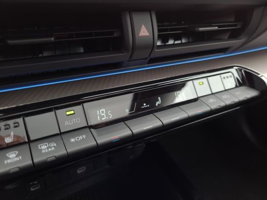 Toyota Prius 2.0 Plug-in Executive | Panorama dak | Apple CarPlay | Navigatie | Rijklaarprijs incl. garantie | ActivLease financial lease