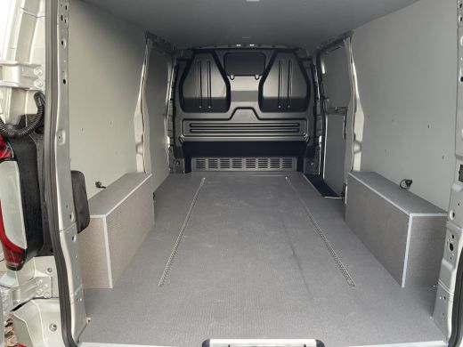 Volkswagen Transporter | 2.0 TDI 170 Pk Automaat | L2H1 Bulli | ActivLease financial lease