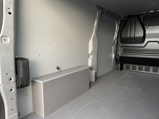 Volkswagen Transporter | 2.0 TDI 170 Pk Automaat | L2H1 Bulli | ActivLease financial lease
