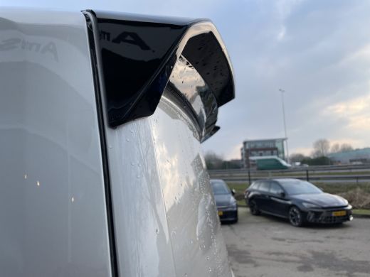 Volkswagen Transporter | 2.0 TDI 170 Pk Automaat | L2H1 Bulli | ActivLease financial lease