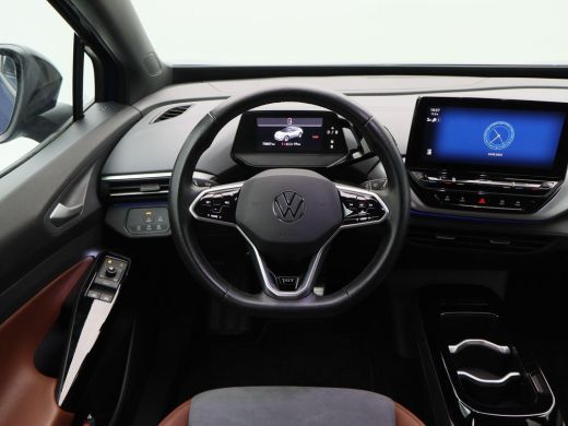 Volkswagen ID.4 First 77 kWh 204 Pk Automaat | Navigatie | 20 Inch | Adaptive Cruise | Stoelverwarming | Camera |... ActivLease financial lease