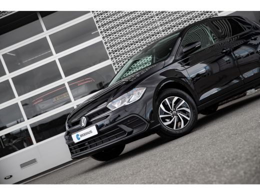 Volkswagen Polo Volkswagen Life Edition Inclusief €2000,- inruilvoordeel + €1000,- korting | 'App-Connect' smartp... ActivLease financial lease