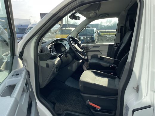 Volkswagen Transporter 2.0 TDI L1 150 Pk DSG | PDC | App Connect ActivLease financial lease
